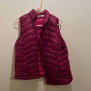 Old navy puffy vest